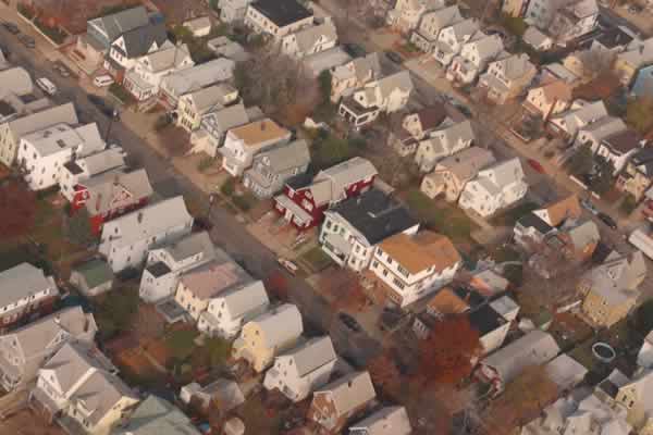 Use this checklist to determine if you're searching in the right neighborhood for a home.